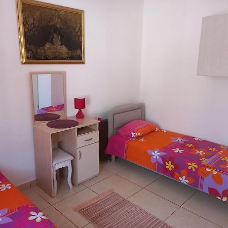 Apartmani Liki Ulcinj Kültér fotó